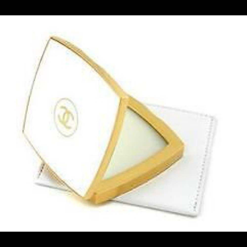 🎁🎁🎁 Chanel perfume solid perfume case